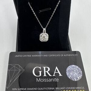 GRA Moissanite Diamond Necklace 2 Ct Pendant Chain Fine Jewelry Halo S925